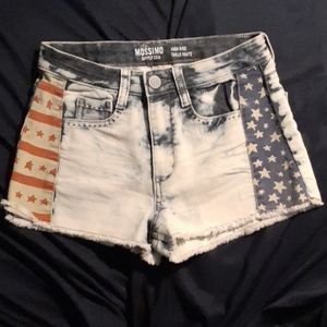 Mossimo supply Co. USA flag Shorts